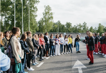 Le FCC va toujours plus loin – par Mercedes-Benz & French Curiosity Club